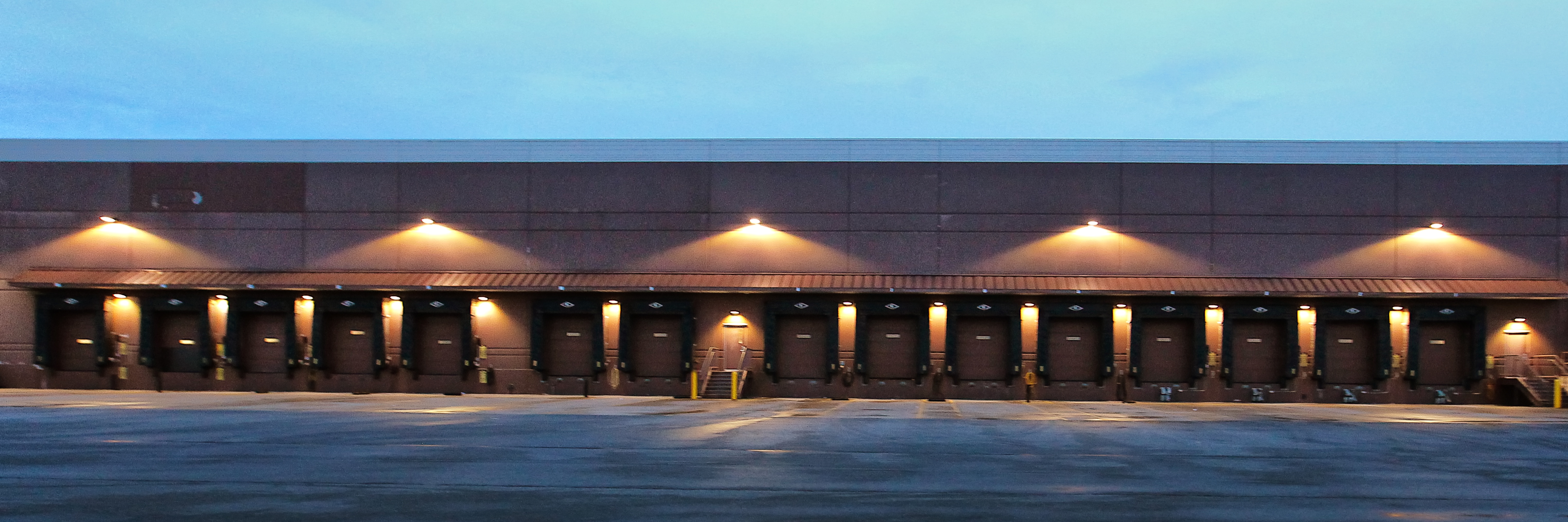 LED Wall Packs Increase Visibility and Security While Reducing Energy Consumption at Fabiano Brothers